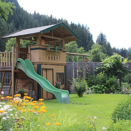 Haus Burgi Maishofen